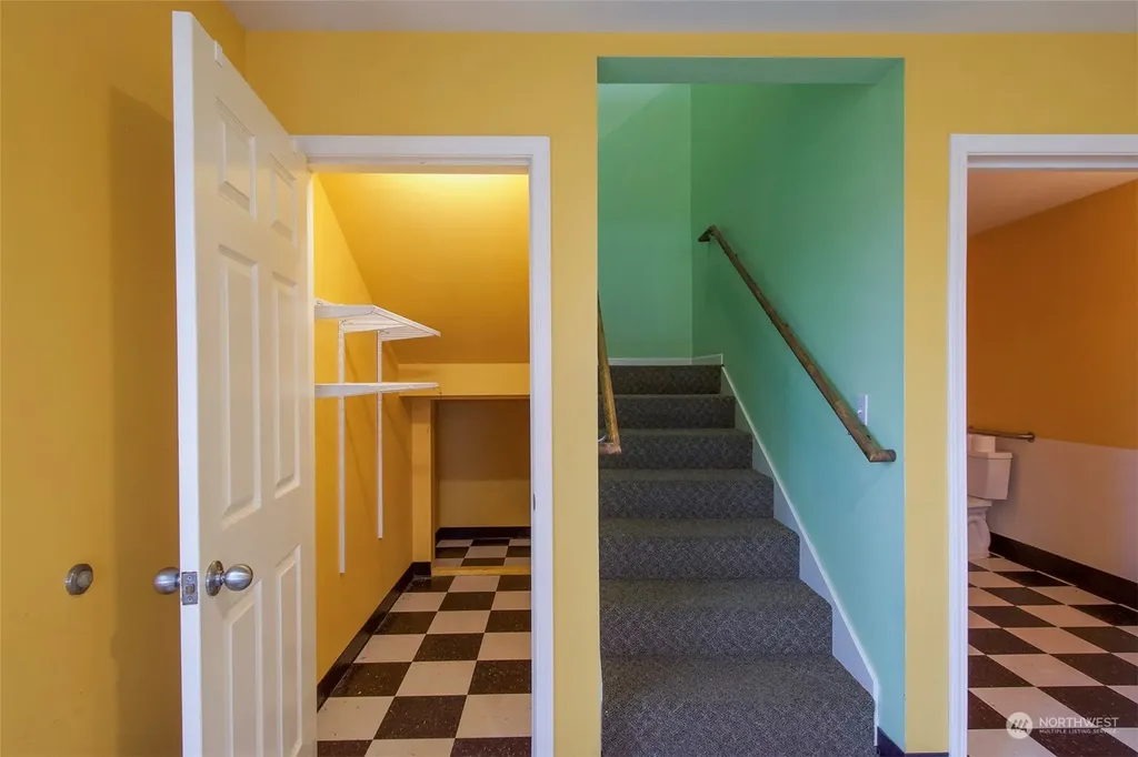 191 Airport Road Port Townsend WA 98368