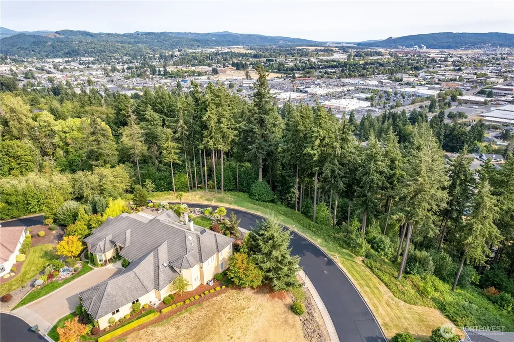 12 Forest Hill Estate Drive Longview WA 98632