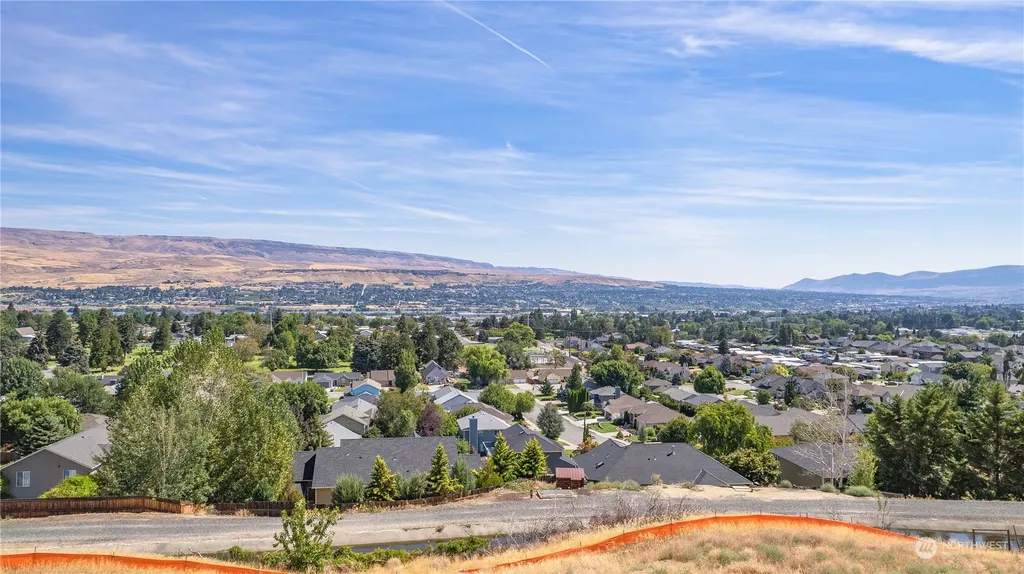1853 Broadway Place Wenatchee WA 98801