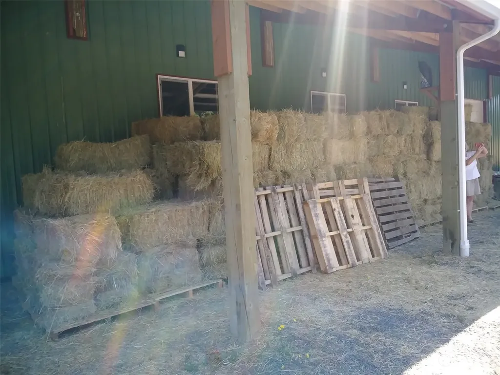 1377 Hining Road Winlock WA 98596