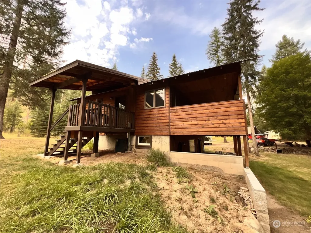 5 Vista Drive Republic WA 99166