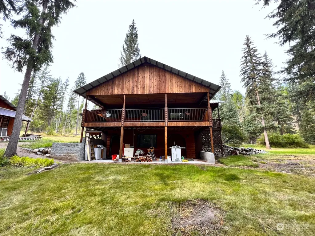 5 Vista Drive Republic WA 99166