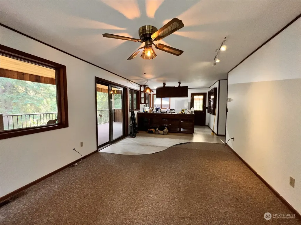 5 Vista Drive Republic WA 99166