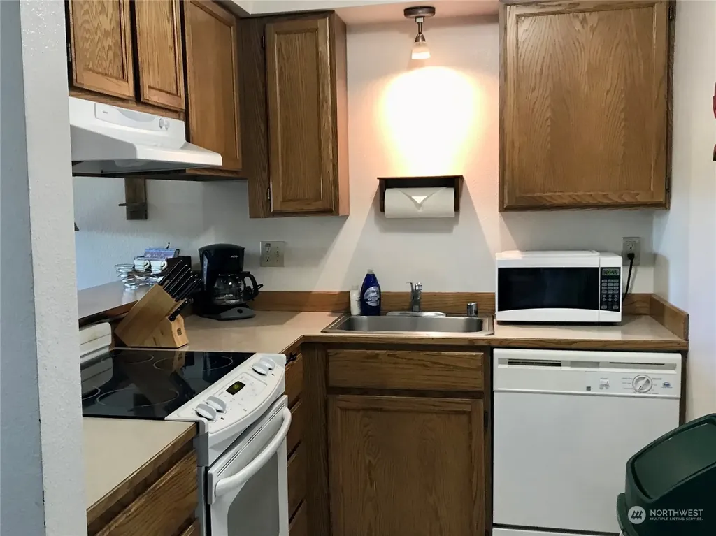 835 Ocean Shores Boulevard NW Ocean Shores WA 98569