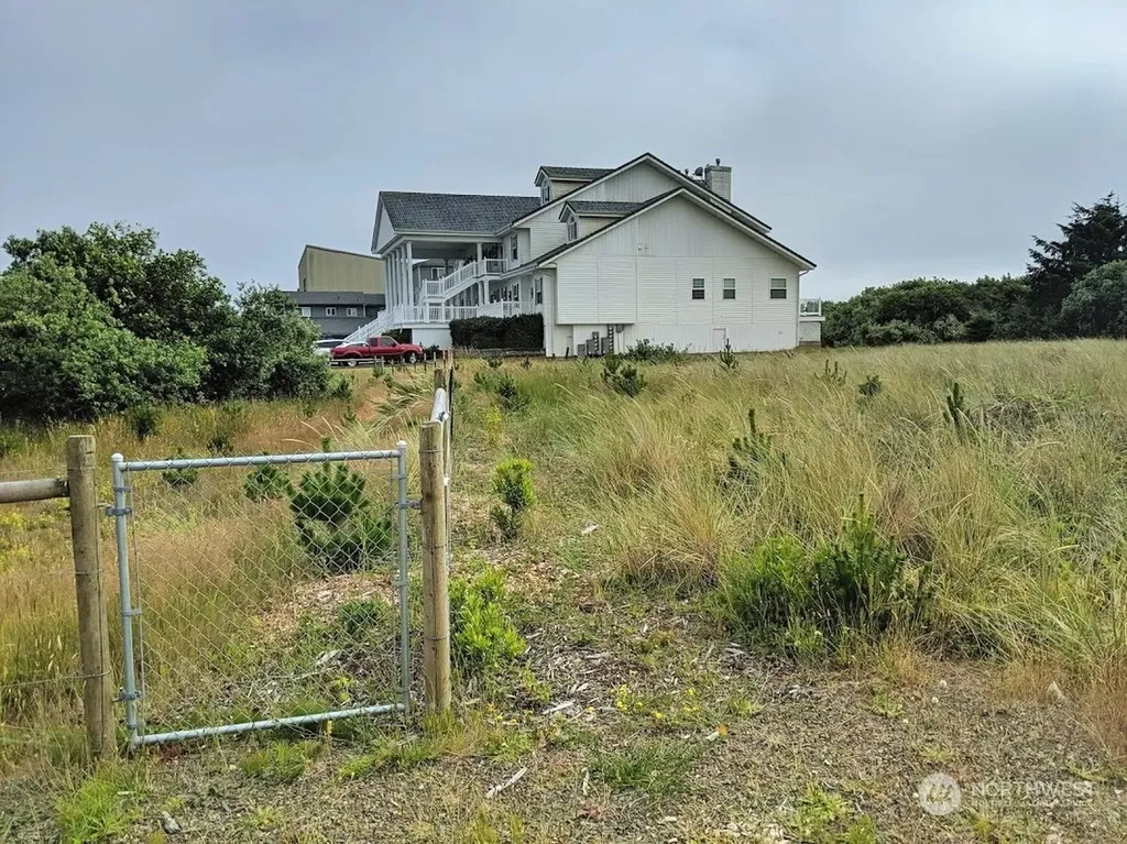 863 Ocean Shores Boulevard NW Ocean Shores WA 98569