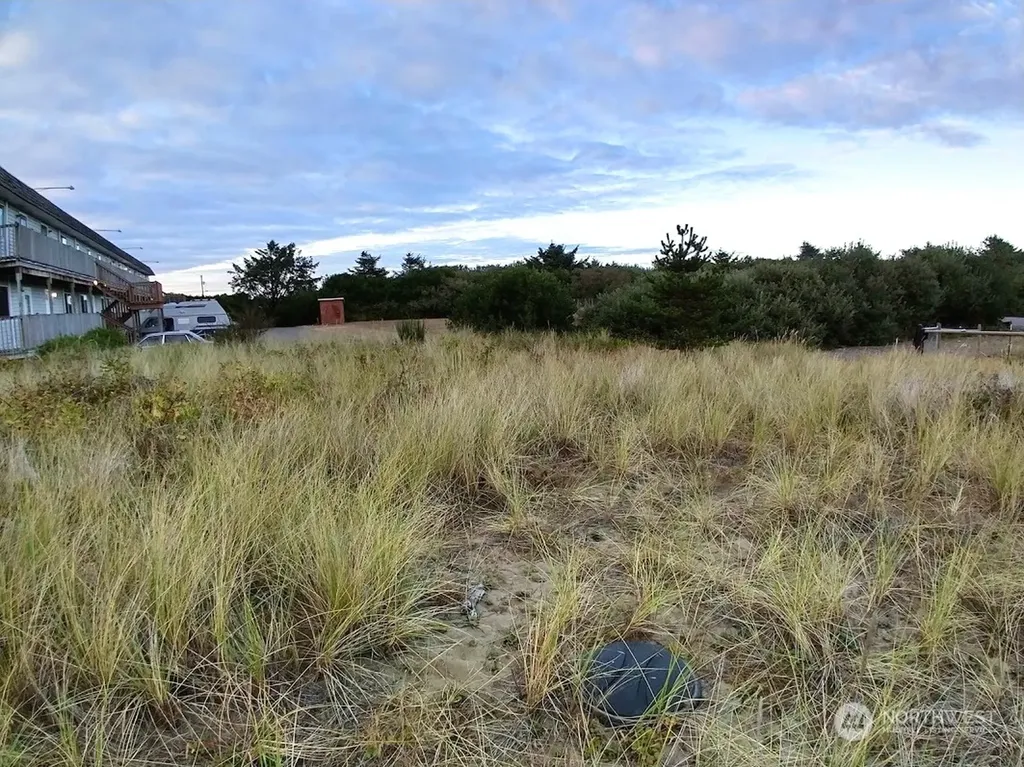 863 Ocean Shores Boulevard NW Ocean Shores WA 98569