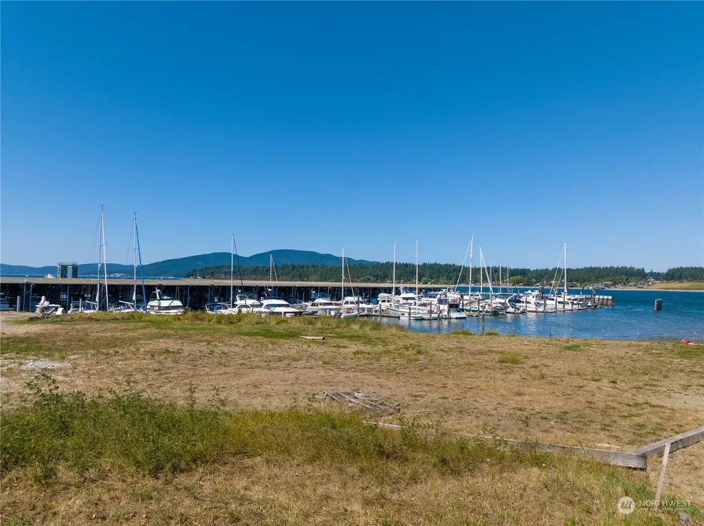 1502 5th Street Anacortes WA 98221