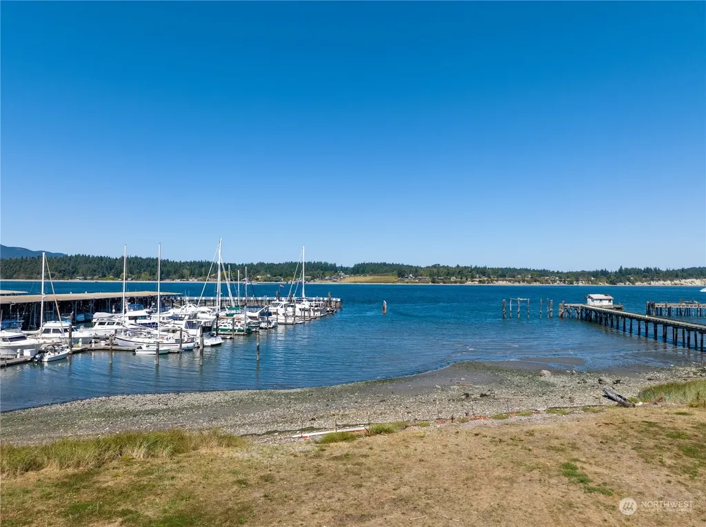 1502 5th Street Anacortes WA 98221
