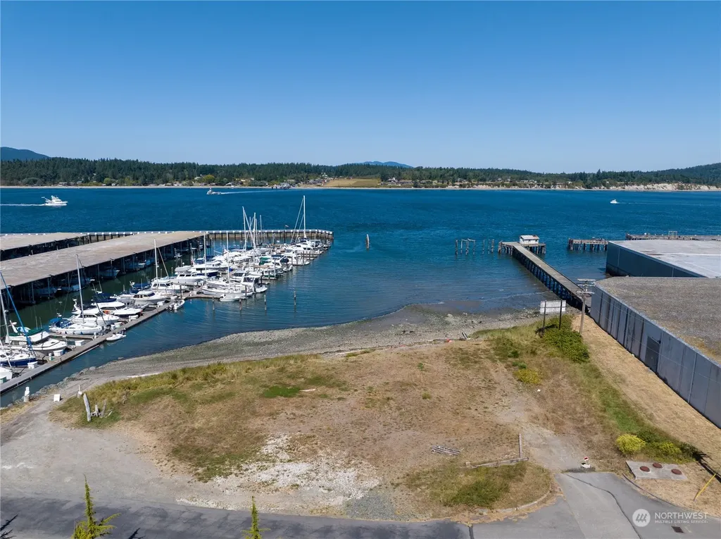 1502 5th Street Anacortes WA 98221