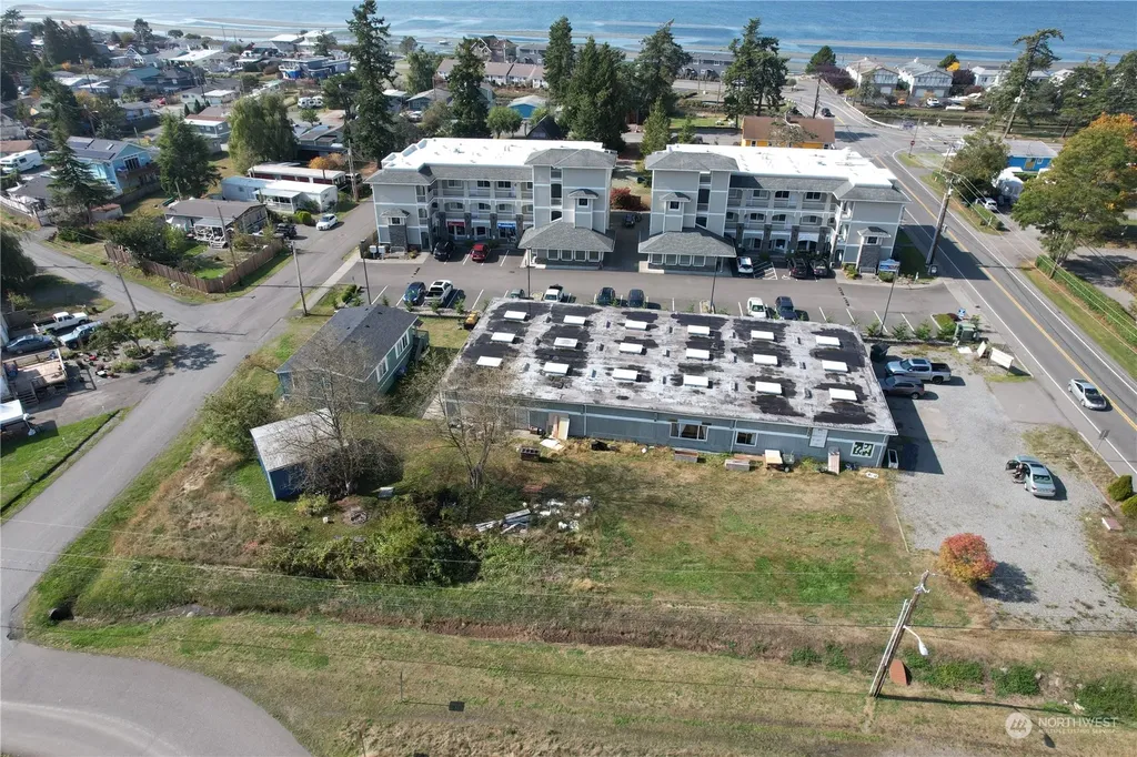 4817 Alderson Blaine WA 98230