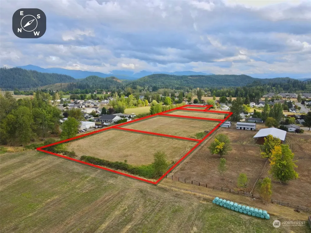 1684 Collins Road Buckley WA 98321