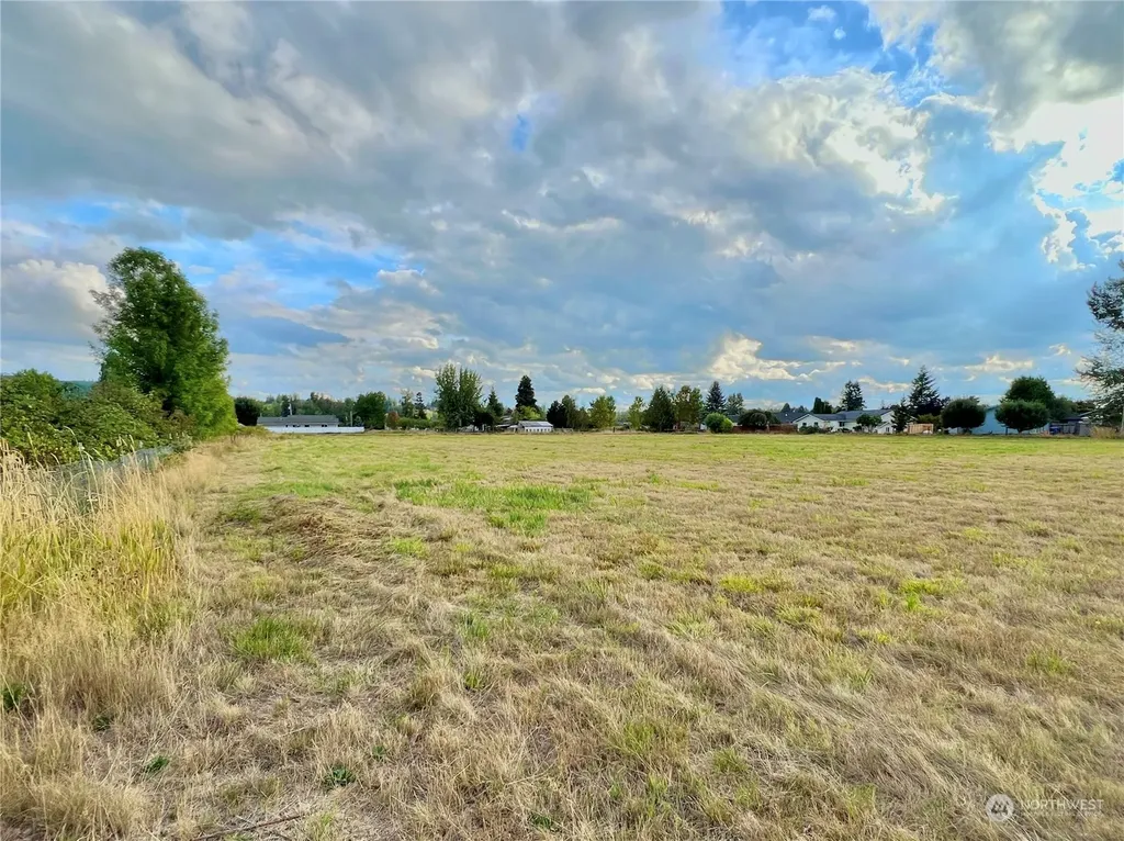 1684 Collins Road Buckley WA 98321