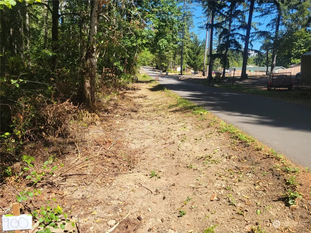 900 E Wilson Way Grapeview WA 98546