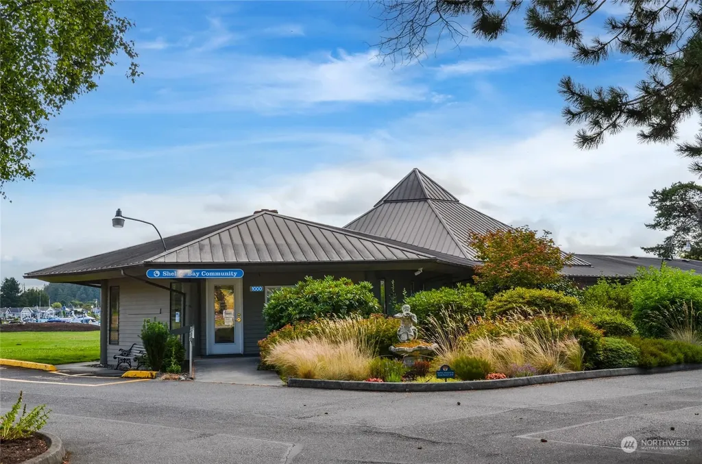 486 Wanapum Drive La Conner WA 98257