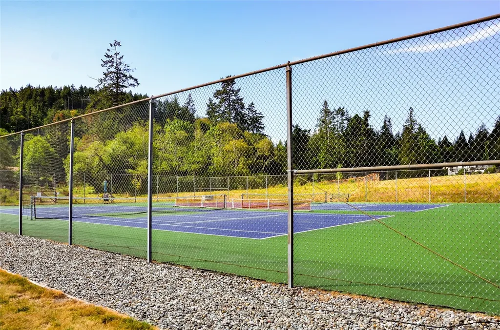 486 Wanapum Drive La Conner WA 98257
