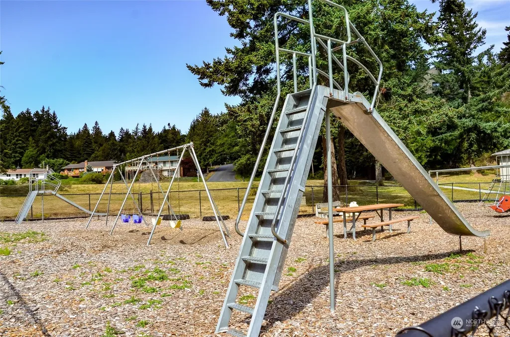 486 Wanapum Drive La Conner WA 98257