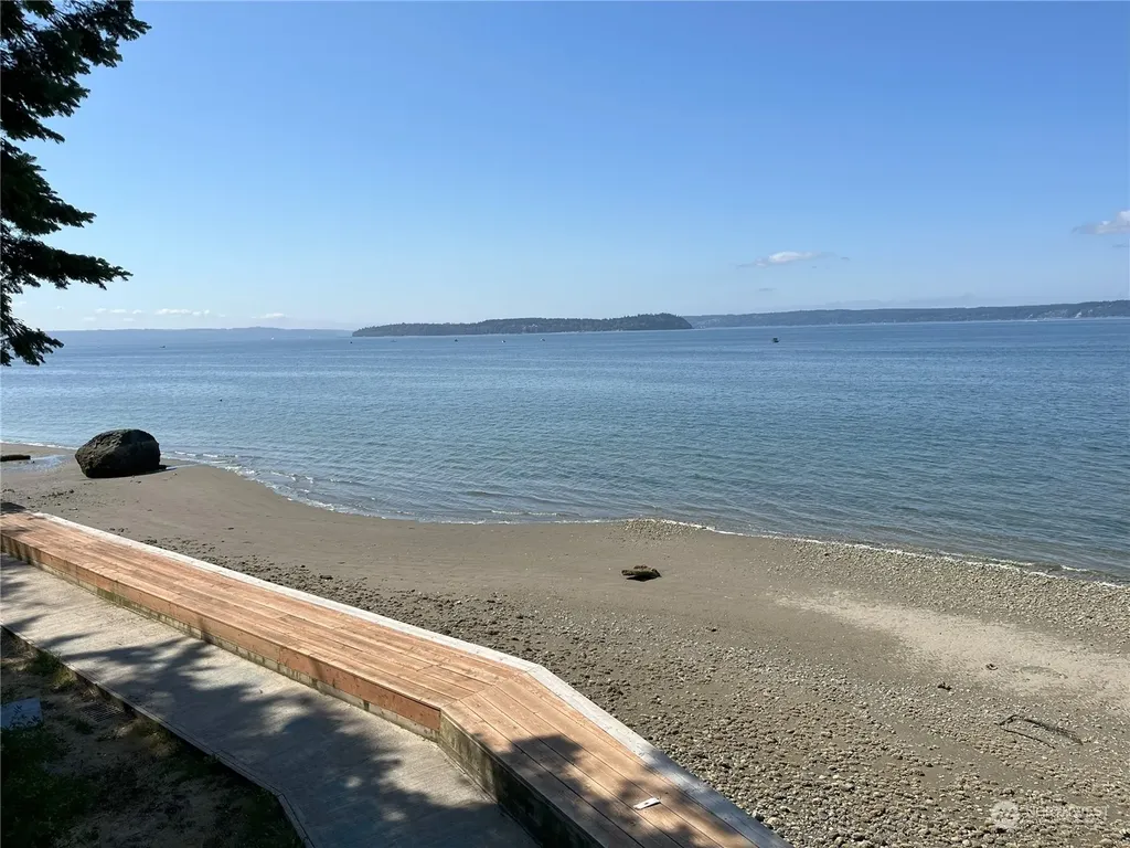 7710 47th Street NW Tulalip WA 98271