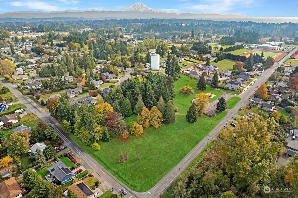508 19th Avenue Milton WA 98354