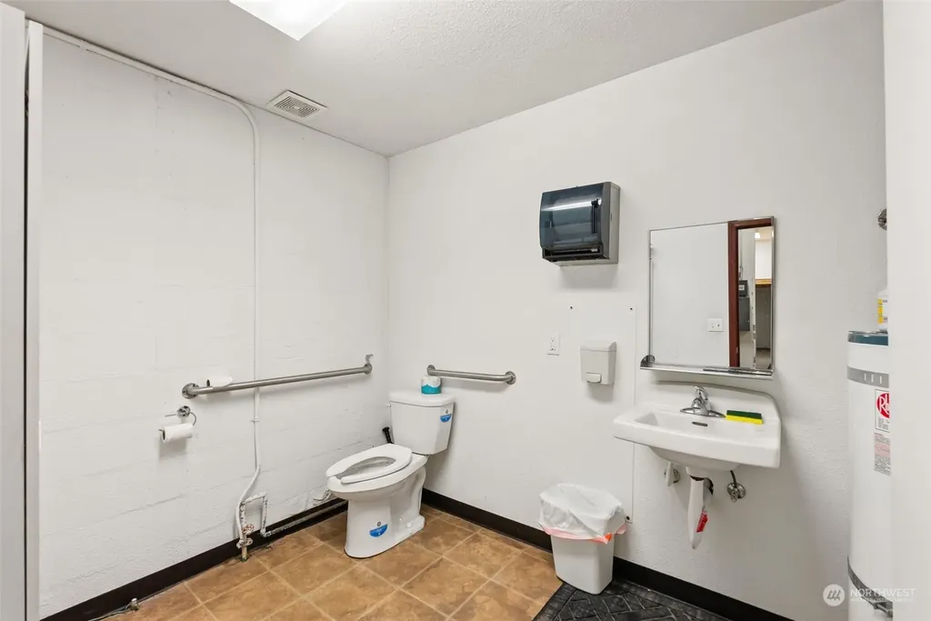400 E Wishkah Street Aberdeen WA 98520