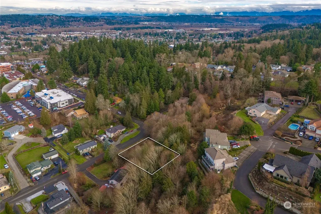 1900 5th Street SE Puyallup WA 98372