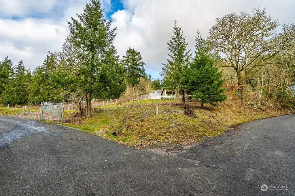 417 SE Parkhill Drive Chehalis WA 98532
