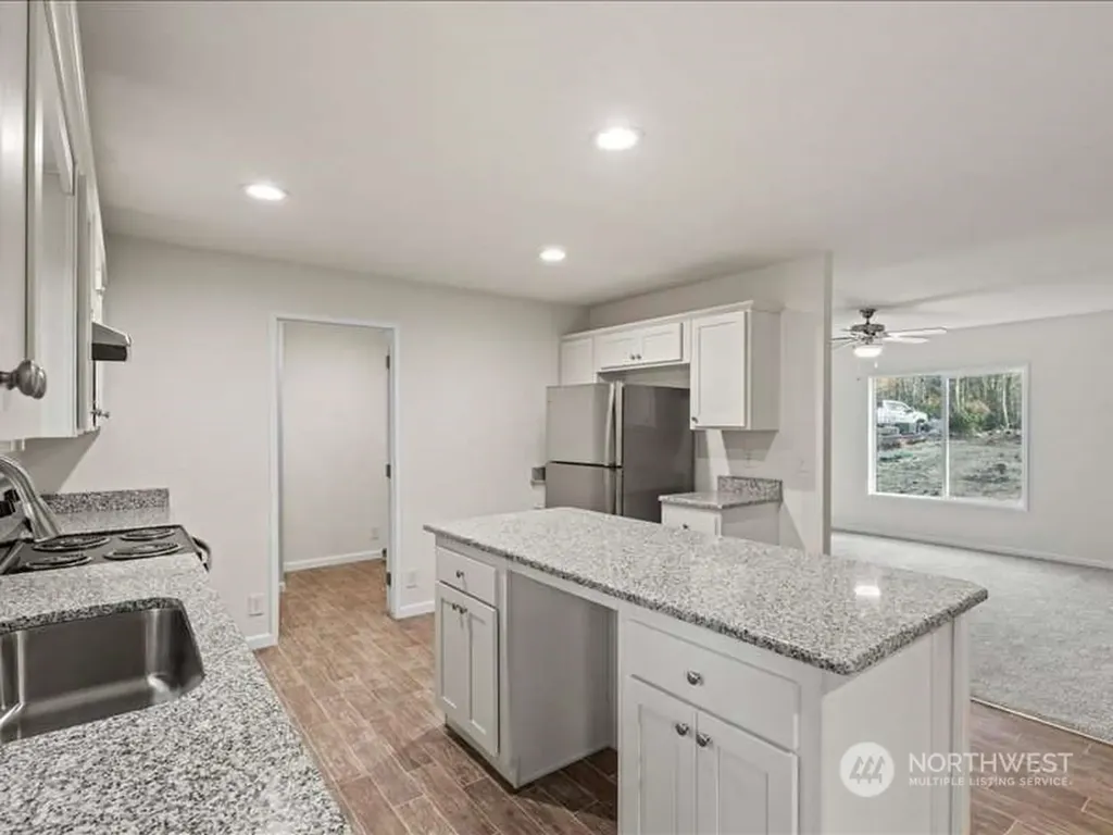 670 E Wilson Way Grapeview WA 98546