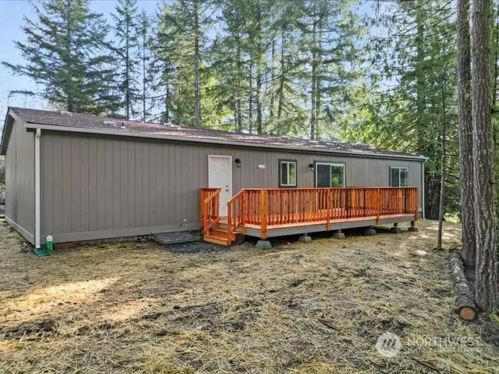 670 E Wilson Way Grapeview WA 98546