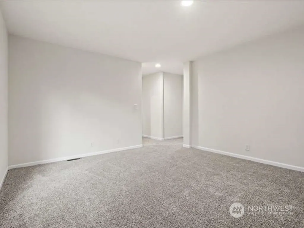 670 E Wilson Way Grapeview WA 98546