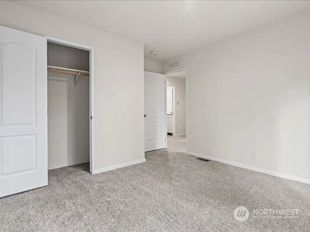 670 E Wilson Way Grapeview WA 98546