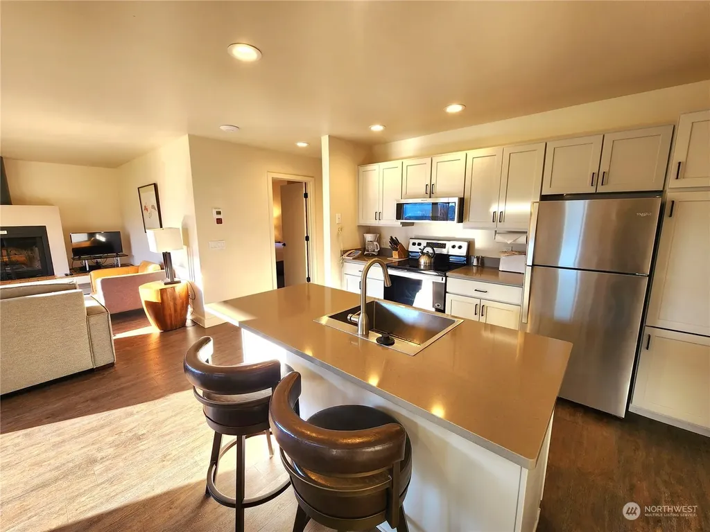 1 Lodge 629-h Manson WA 98831