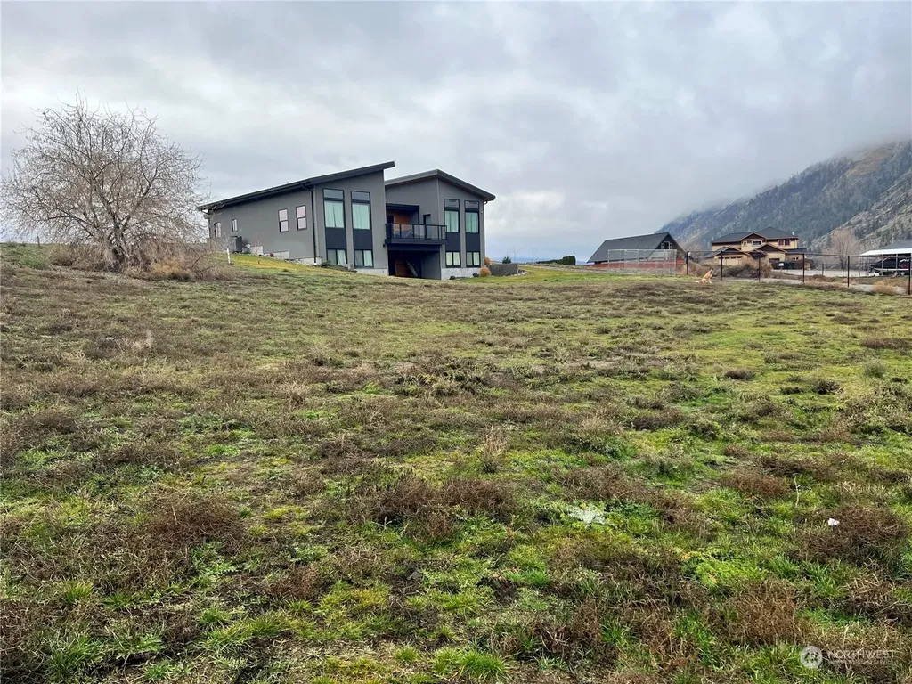 714 3rd Street Brewster WA 98812