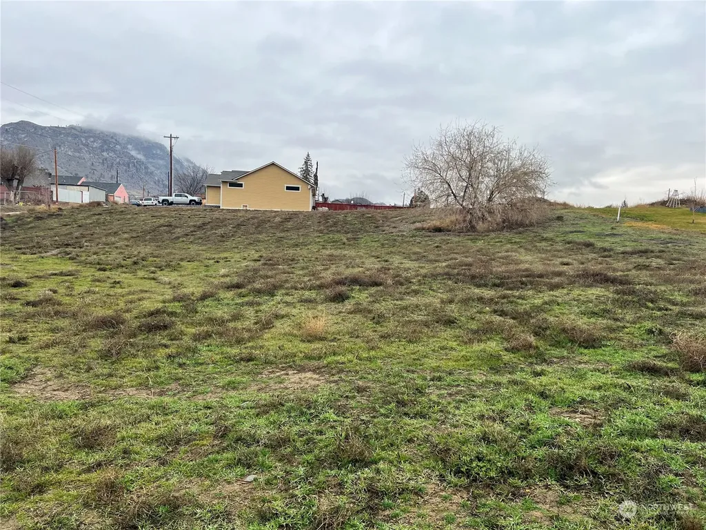 714 3rd Street Brewster WA 98812