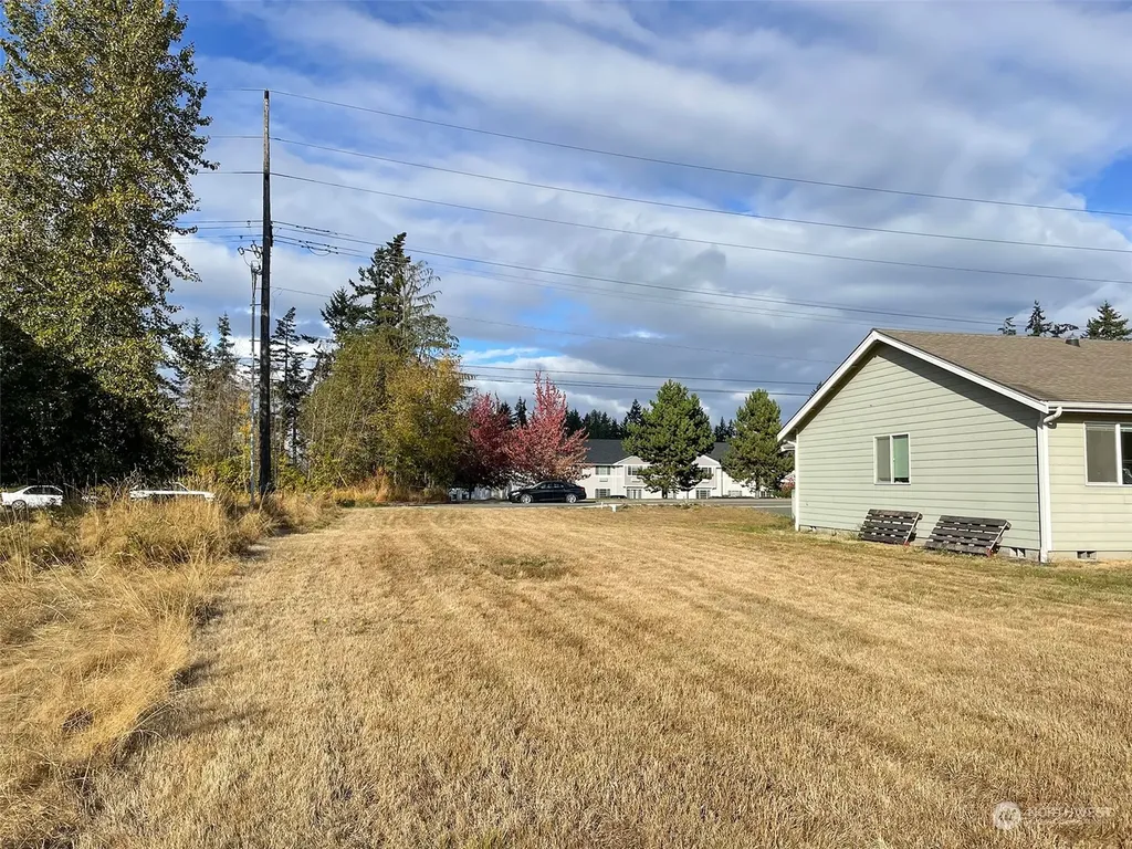 1140 E Park Street Port Angeles WA 98362