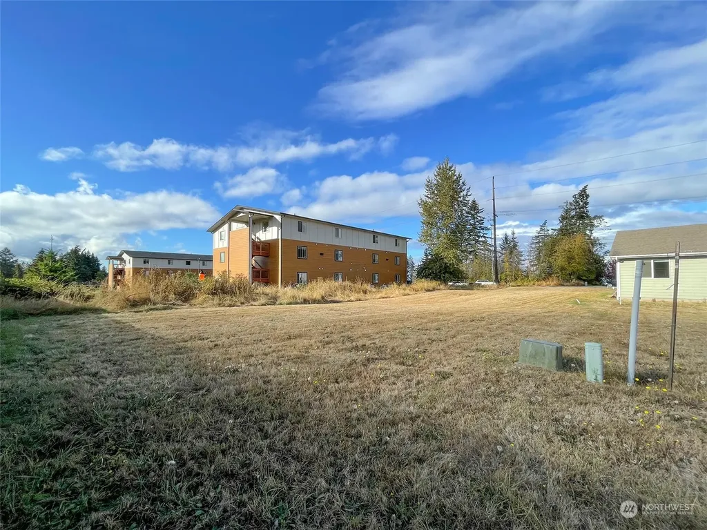 1140 E Park Street Port Angeles WA 98362