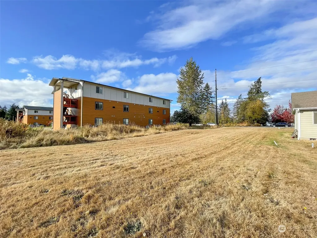 1140 E Park Street Port Angeles WA 98362