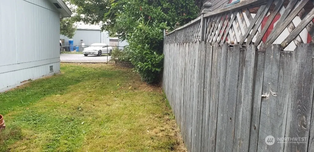 520 Willow Drive Enumclaw WA 98022