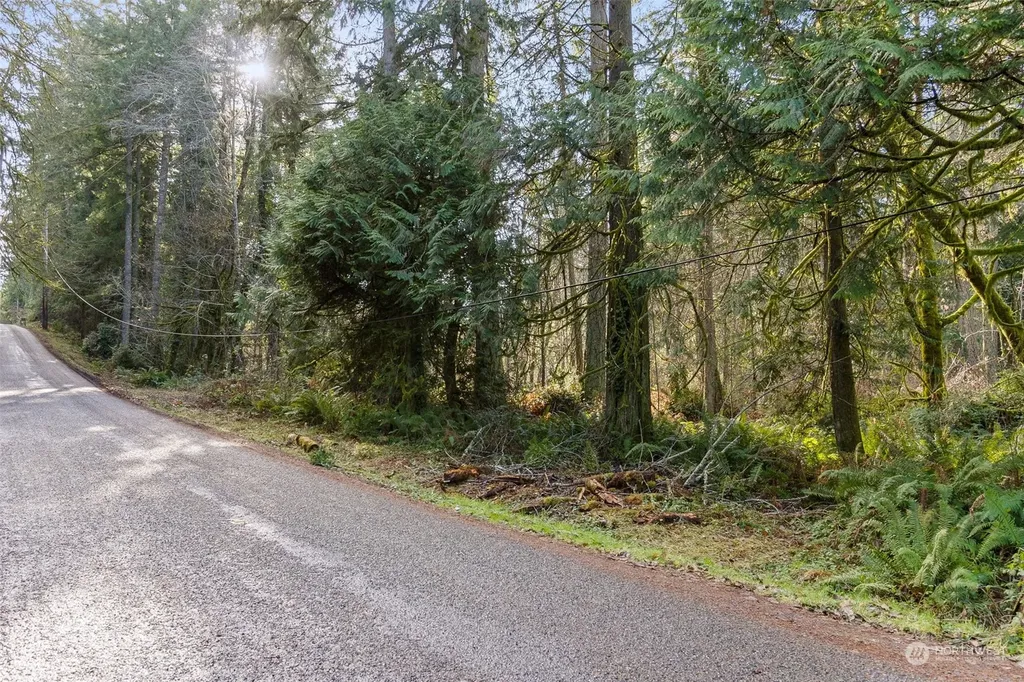 8031 Kerbaugh Road NE Olympia WA 98516