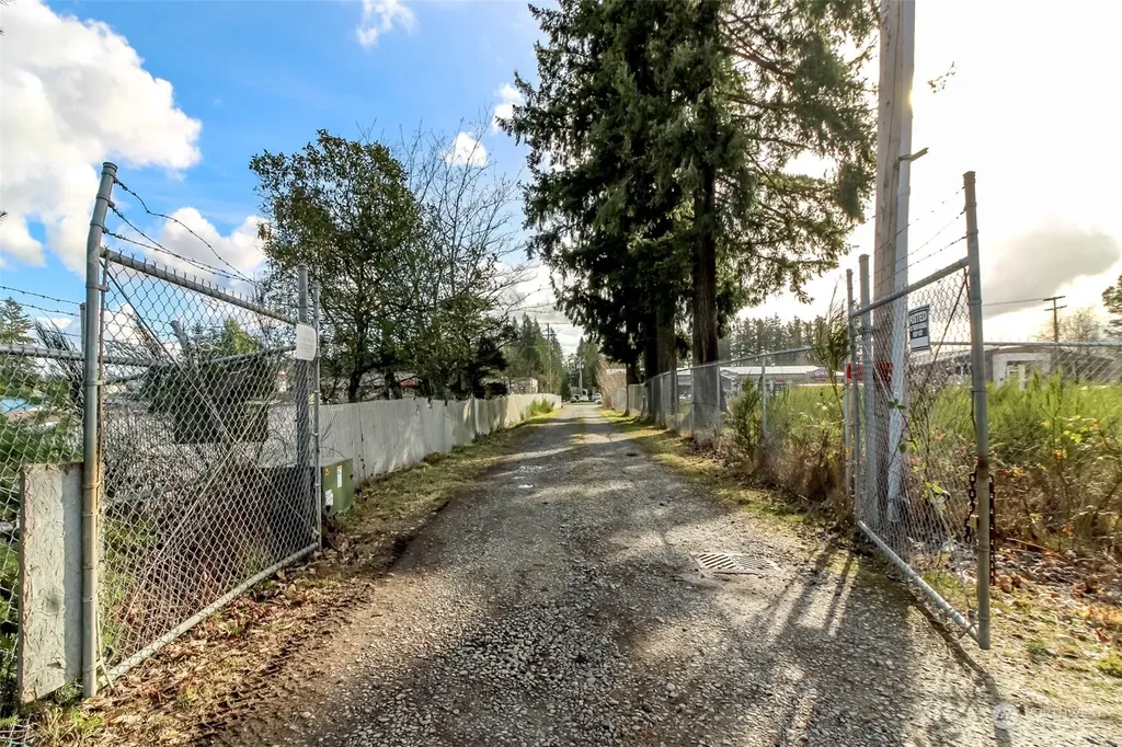 15326 SE 272nd Street Kent WA 98042