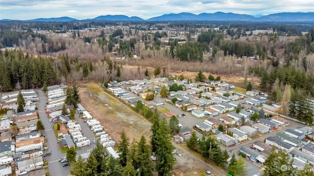 15326 SE 272nd Street Kent WA 98042