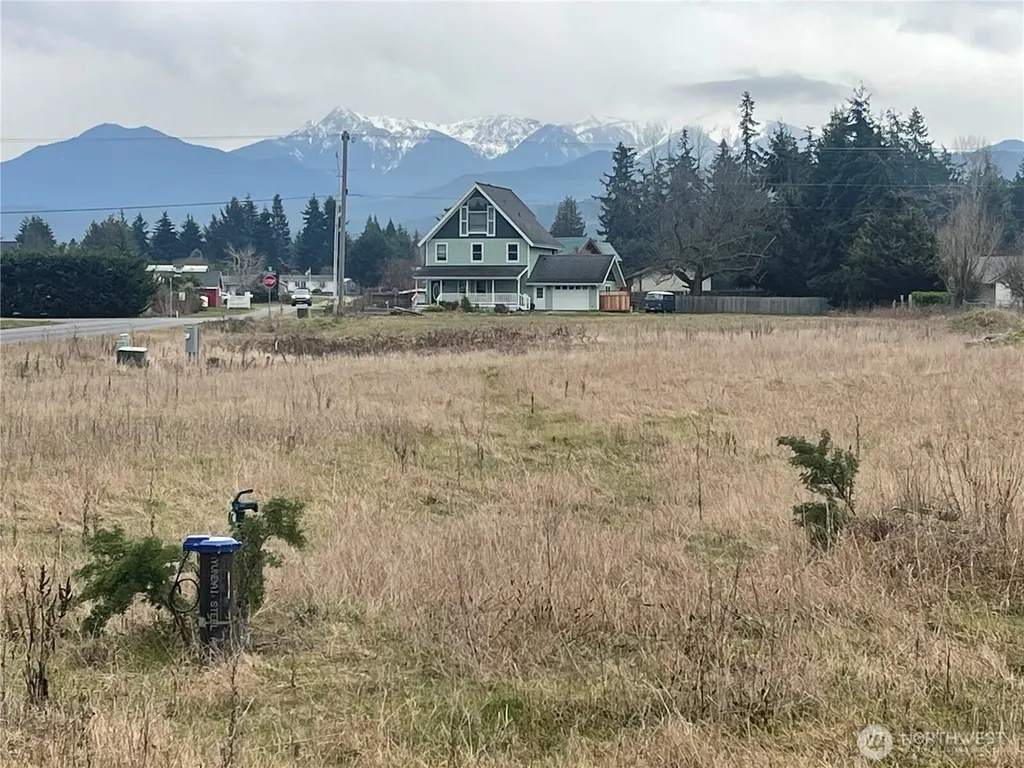 999 Savanana Soleil Way Sequim WA 98382