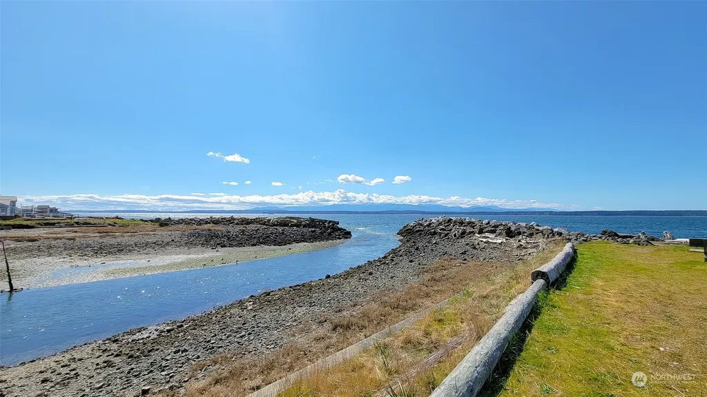 3780 Oceanside Drive Greenbank WA 98253