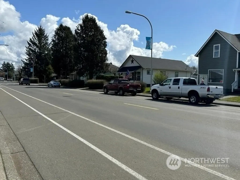 109 W Main Street Elma WA 98541