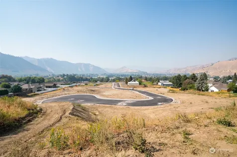 125 Freedom Hills Cashmere WA 98815