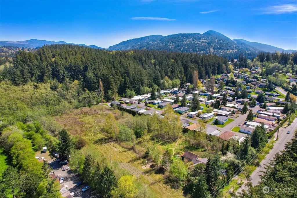 331 Chuckanut Drive N Bellingham WA 98229