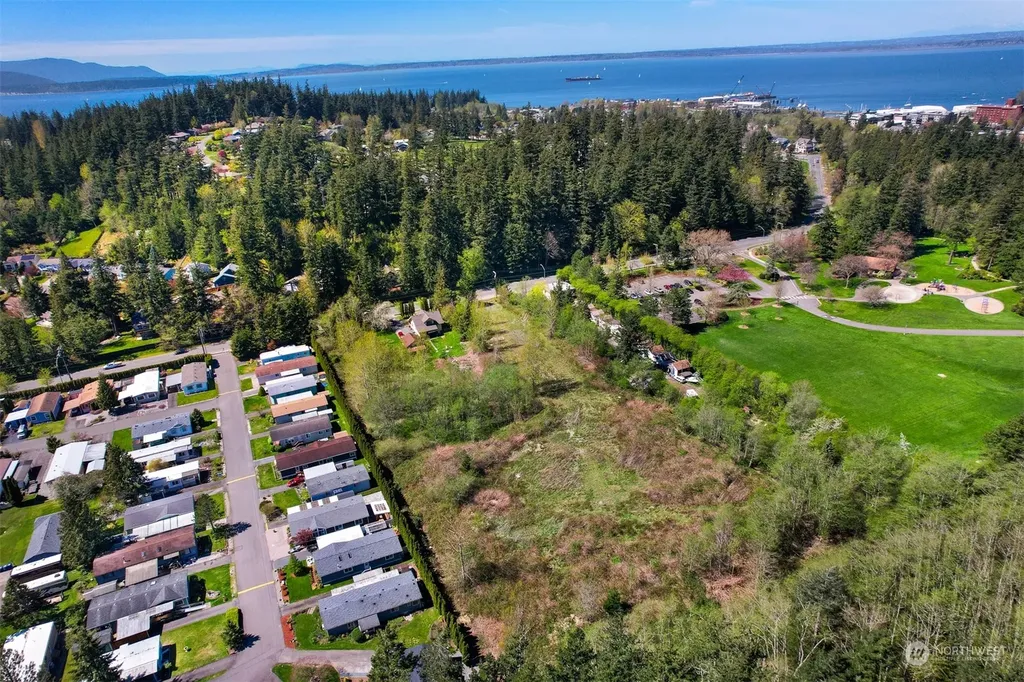 331 Chuckanut Drive N Bellingham WA 98229