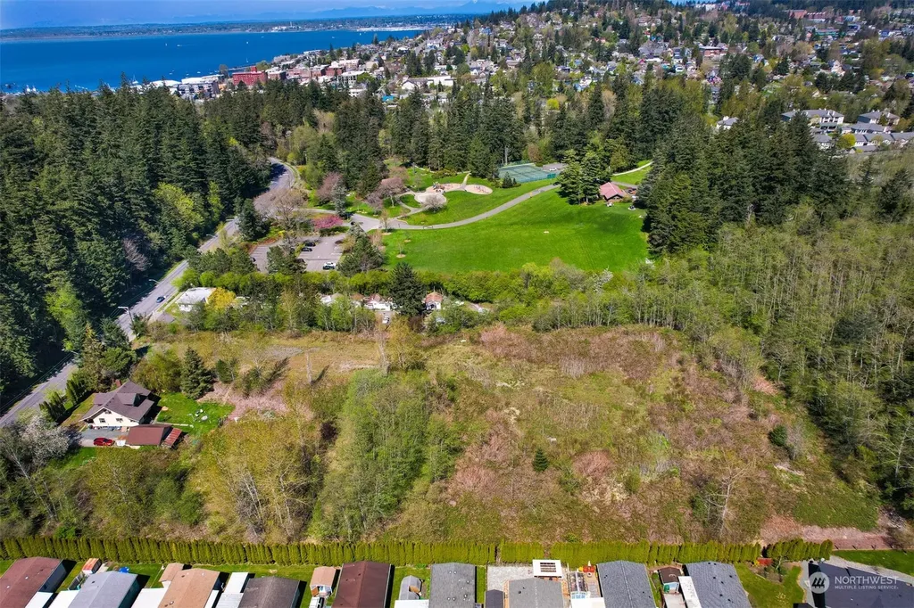 331 Chuckanut Drive N Bellingham WA 98229