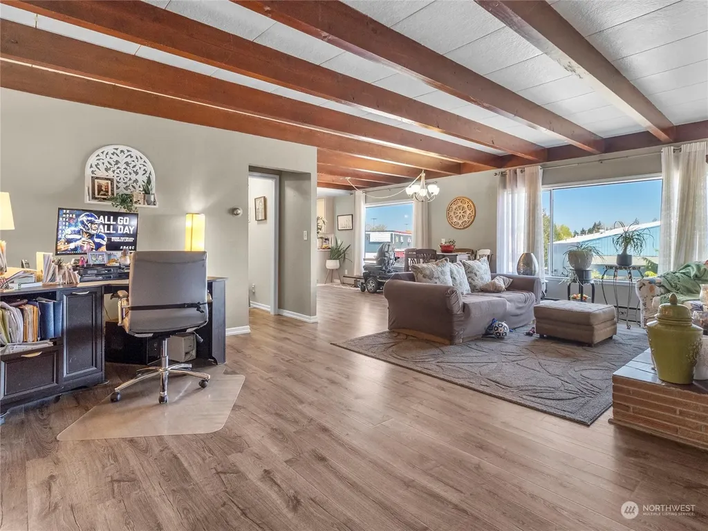 4221 Pacific Avenue SE Lacey WA 98503