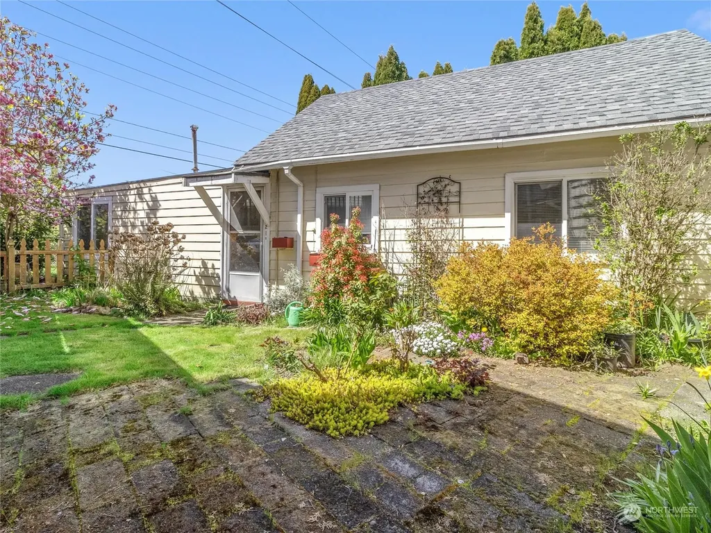 4221 Pacific Avenue SE Lacey WA 98503