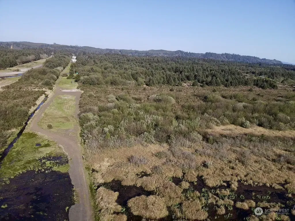 3 State Route 105 Grayland WA 98547