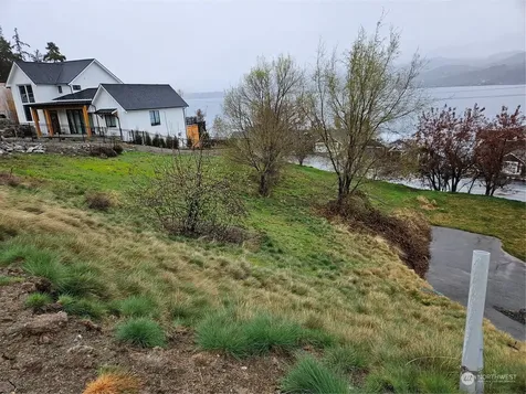 70 Grandview Lane Chelan WA 98816